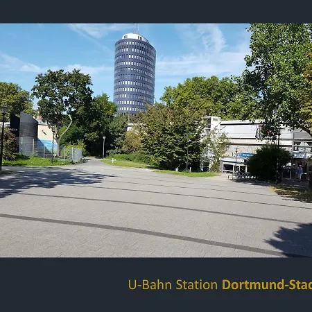 Mit Balkon Apartman *